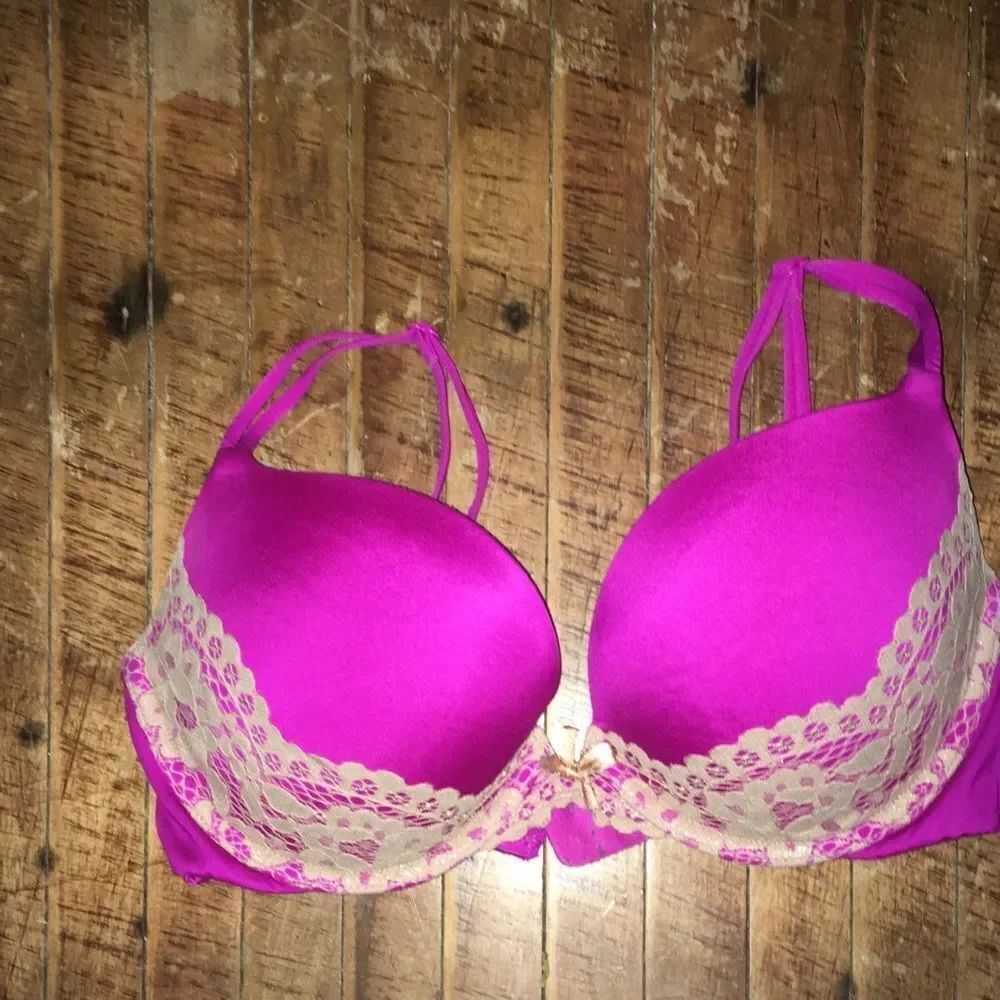 Victoria’s Secret Magenta lace trimmed very sexy push up bra